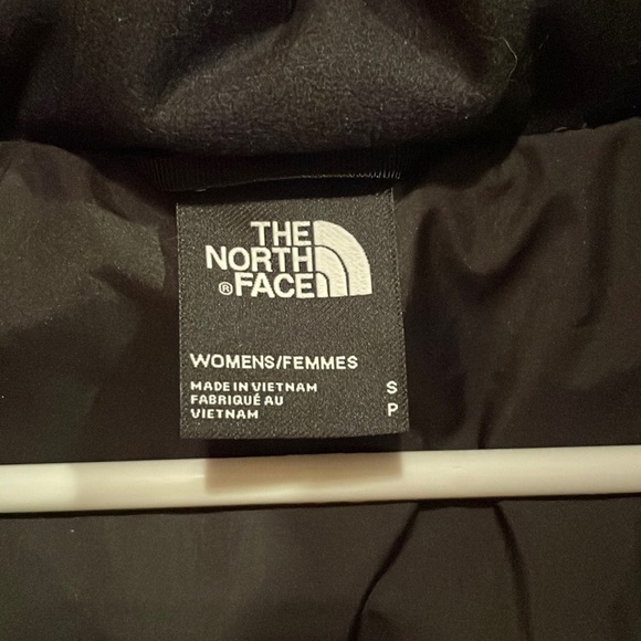 Long Black North Face Women’s Black Puffer Jacket W Metropolis TNF Black - Picture 10 of 14